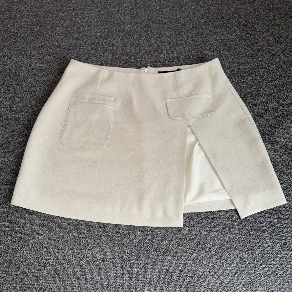 NWOT White Fox Boutique Oatmeal Beige Wrap Front Mini Skirt Side Slit Sz Medium